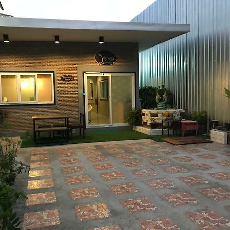 Baan Wararin Hostel باتايا المظهر الخارجي الصورة