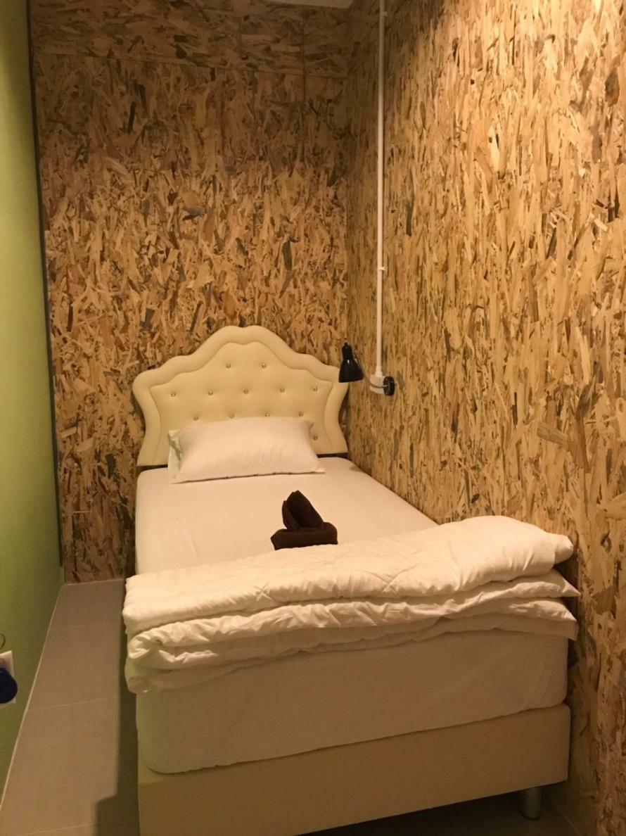 Baan Wararin Hostel باتايا المظهر الخارجي الصورة