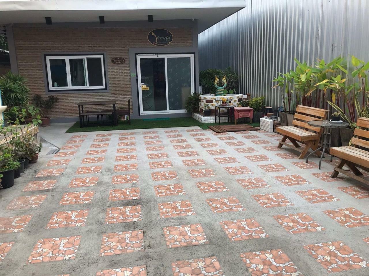 Baan Wararin Hostel باتايا المظهر الخارجي الصورة