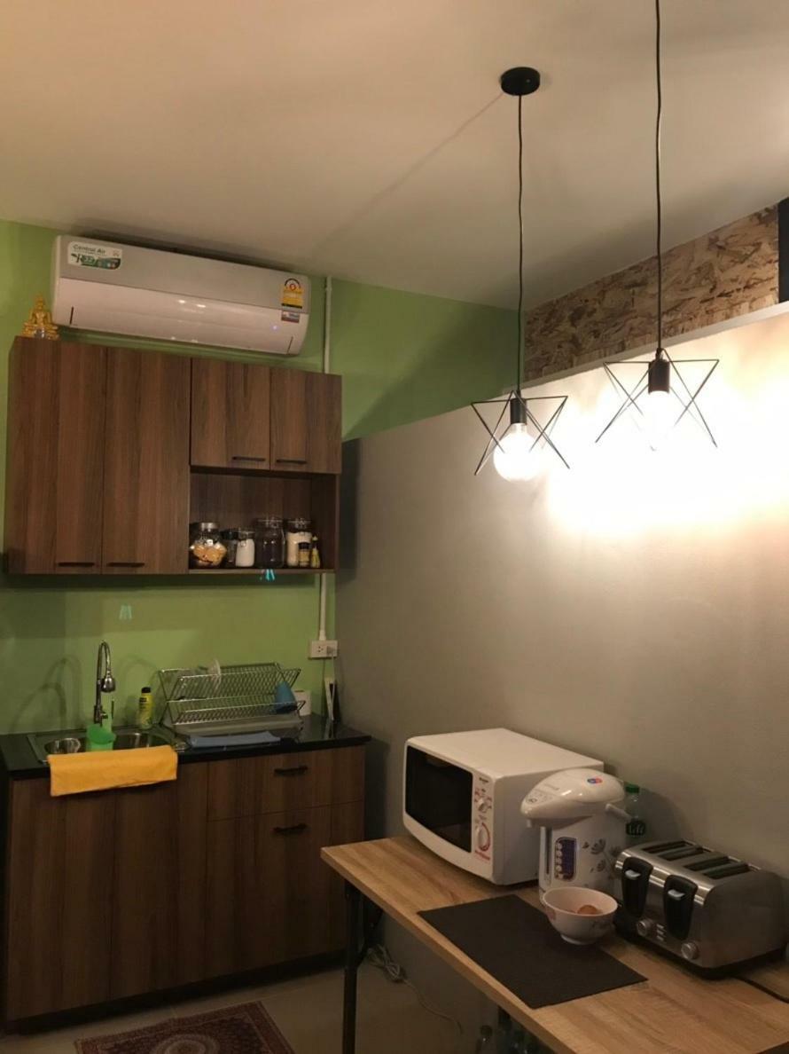 Baan Wararin Hostel باتايا المظهر الخارجي الصورة